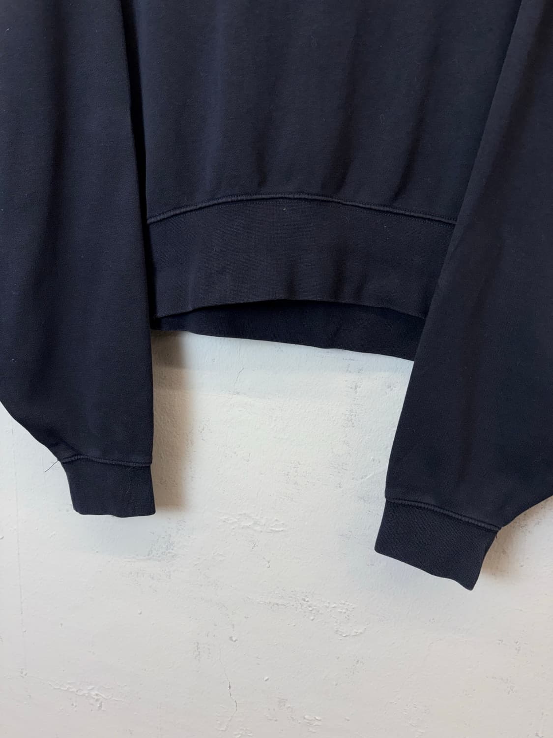 나이키 미드 스우시 크롭 맨투맨 블랙 상품이미지3