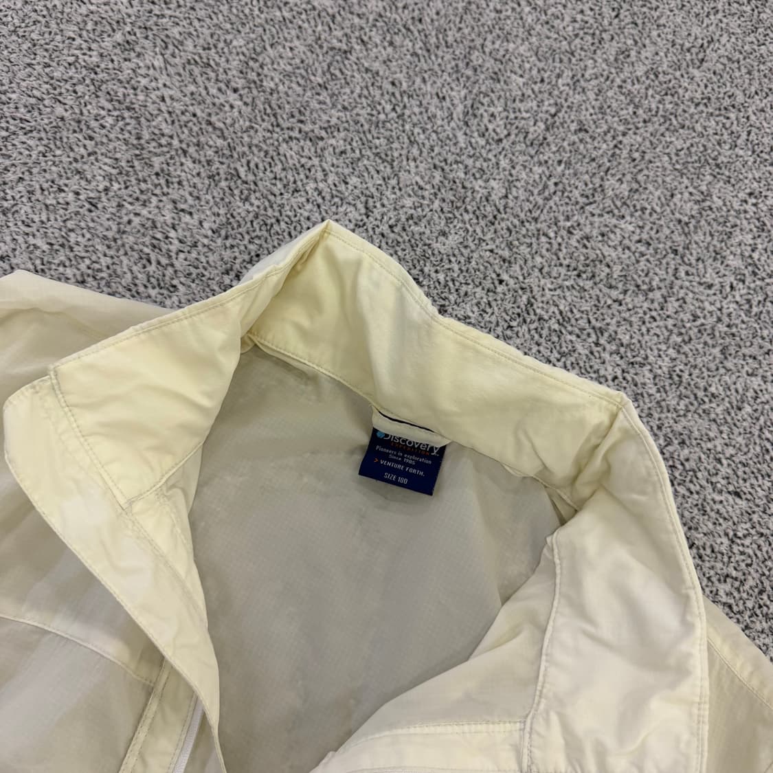 100 디스커버리 여성 바람막이 0127H1 상품이미지3