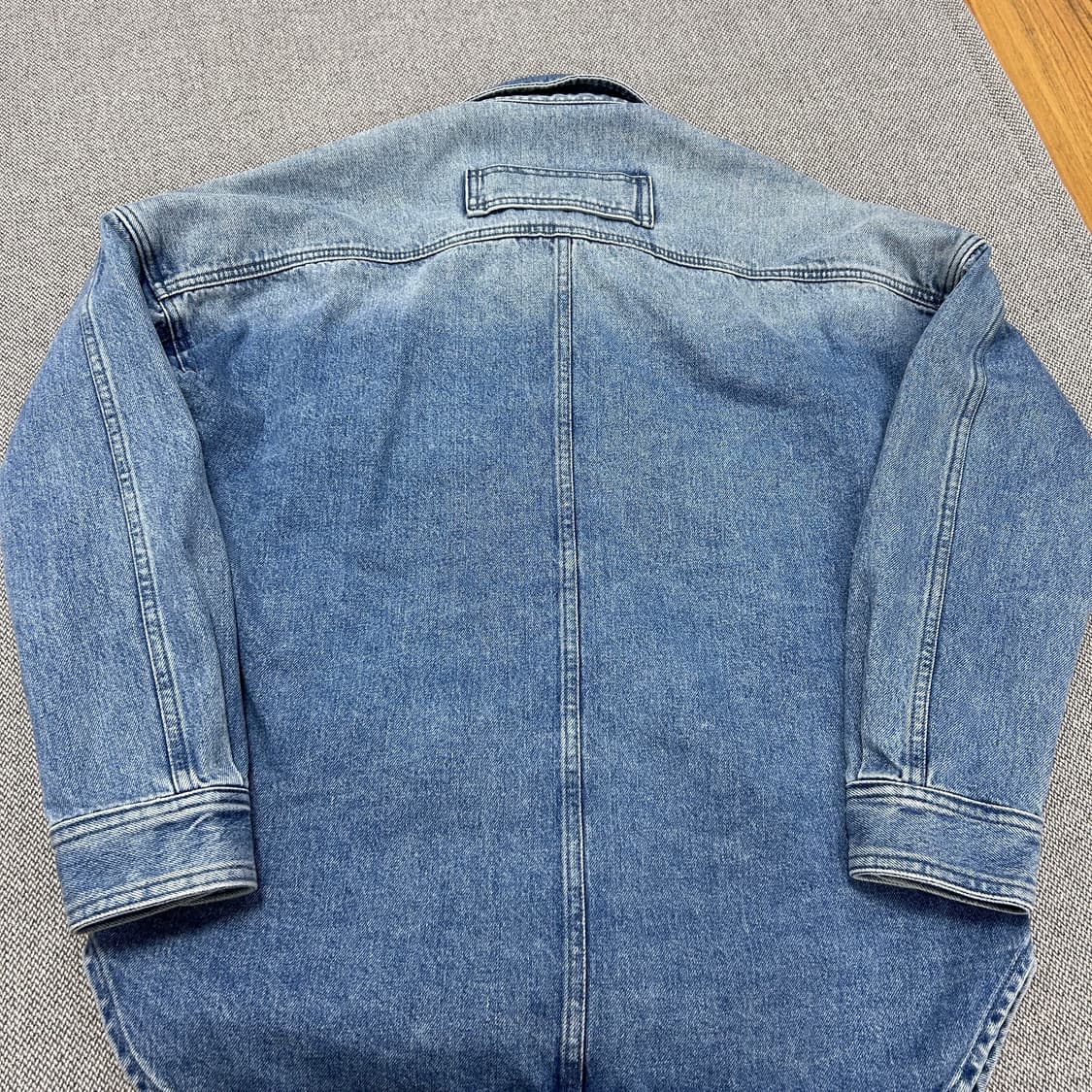 지오송지오 오버핏 절개 데님자켓(95) 상품이미지8