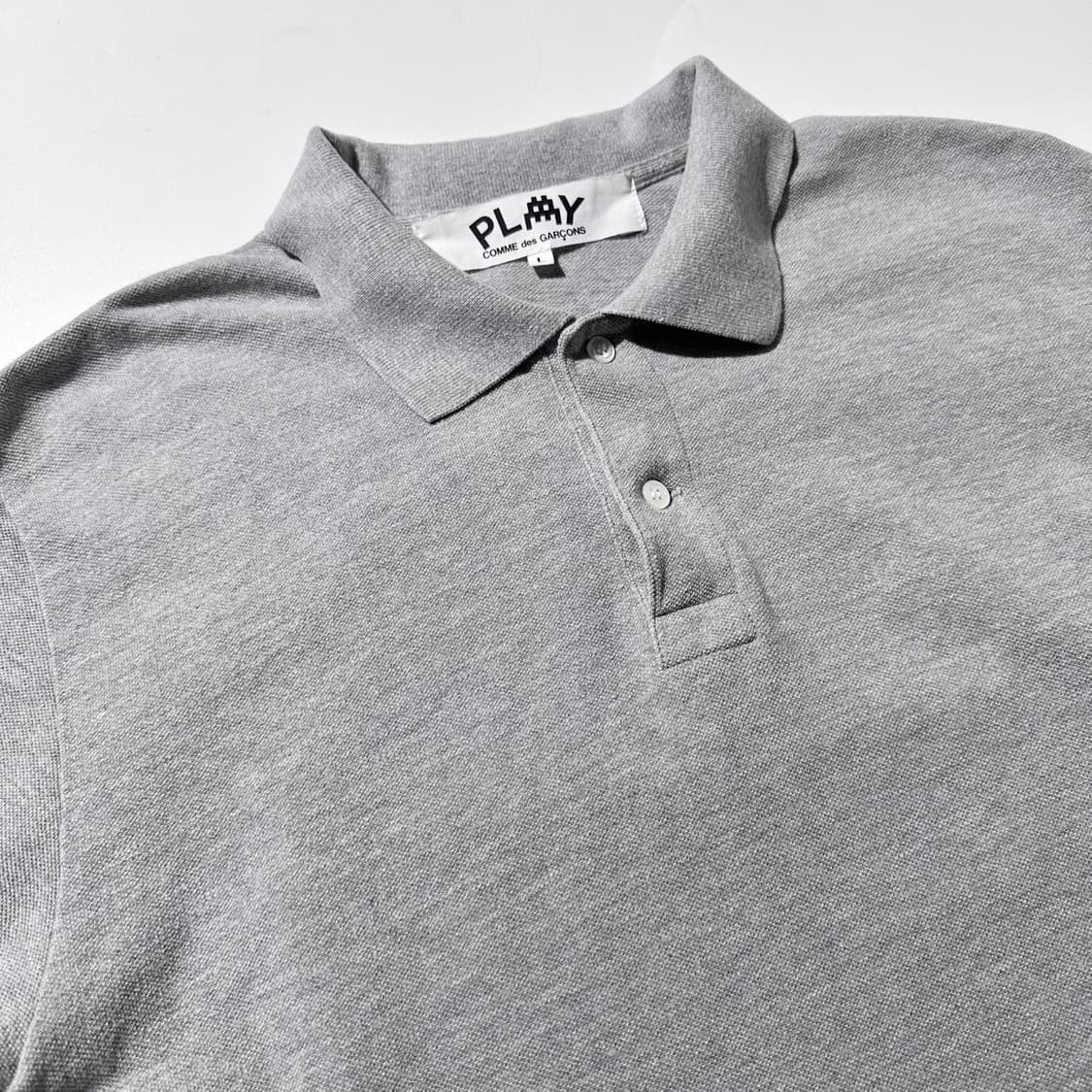 (매장판) 꼼데가르송 x 인베이더 더블 픽셀 하트 카라 반팔 티셔츠 상품이미지3