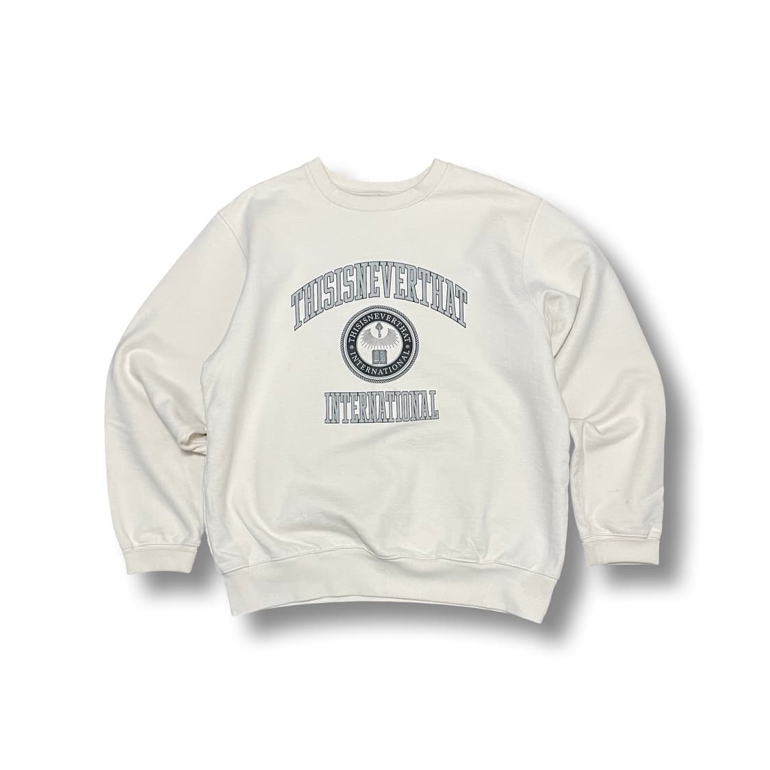 [L] 디스이즈네버댓 아이보리 맨투맨 상품이미지1