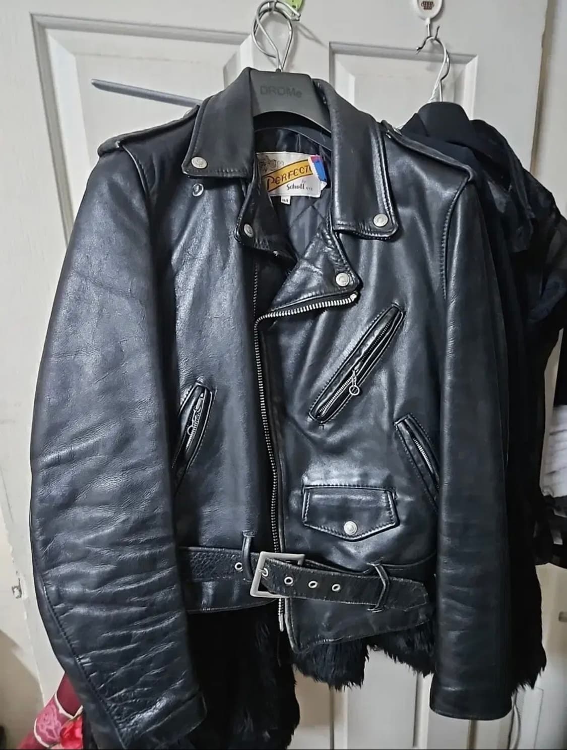 NYC쇼트 618 퍼펙토 자켓 판매합니다 상품이미지2