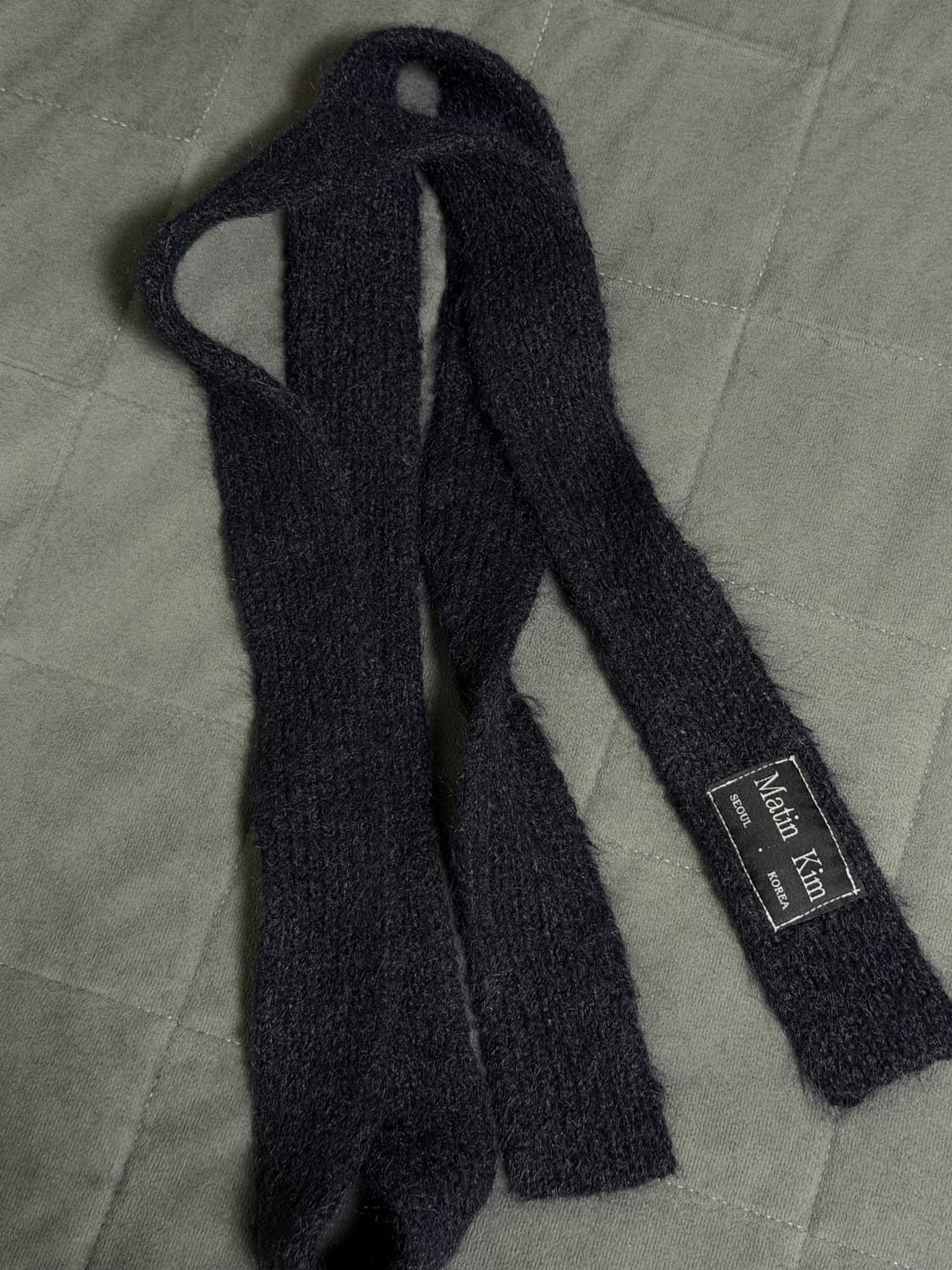 마뗑킴 니트 머플러 블랙 상품이미지1