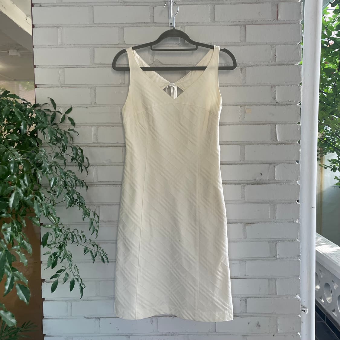 버버리 아이보리 체크 민소매 원피스 상품이미지2