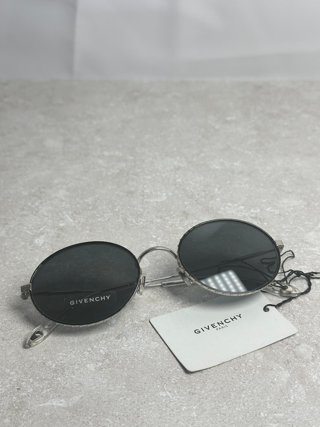 지방시(GIVENCHY) 라운드 메탈 선글라스 상품이미지8