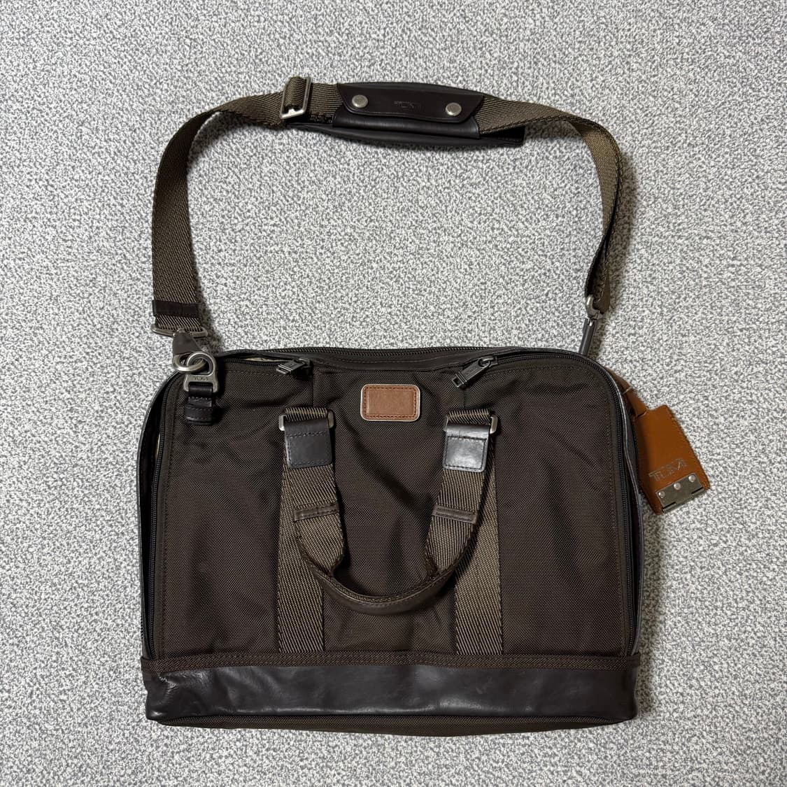 [정가 50만원] TUMI 알파 브라보 앤드류 슬림 브리프 상품이미지5