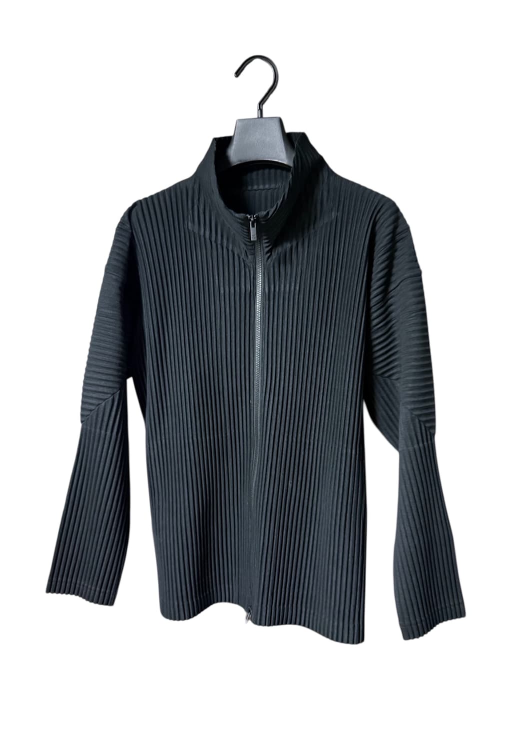 이세이 미야케 옴므플리세 집업 상품이미지1