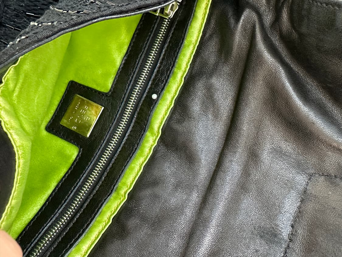 펜디 바게트 빈티지 블랙 글리터 비즈  상품이미지5