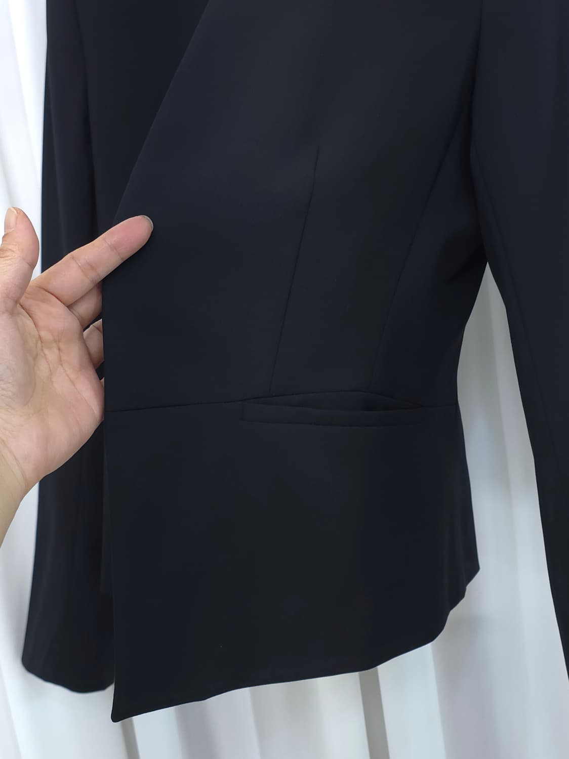 띠어리 블랙 자켓 상품이미지3