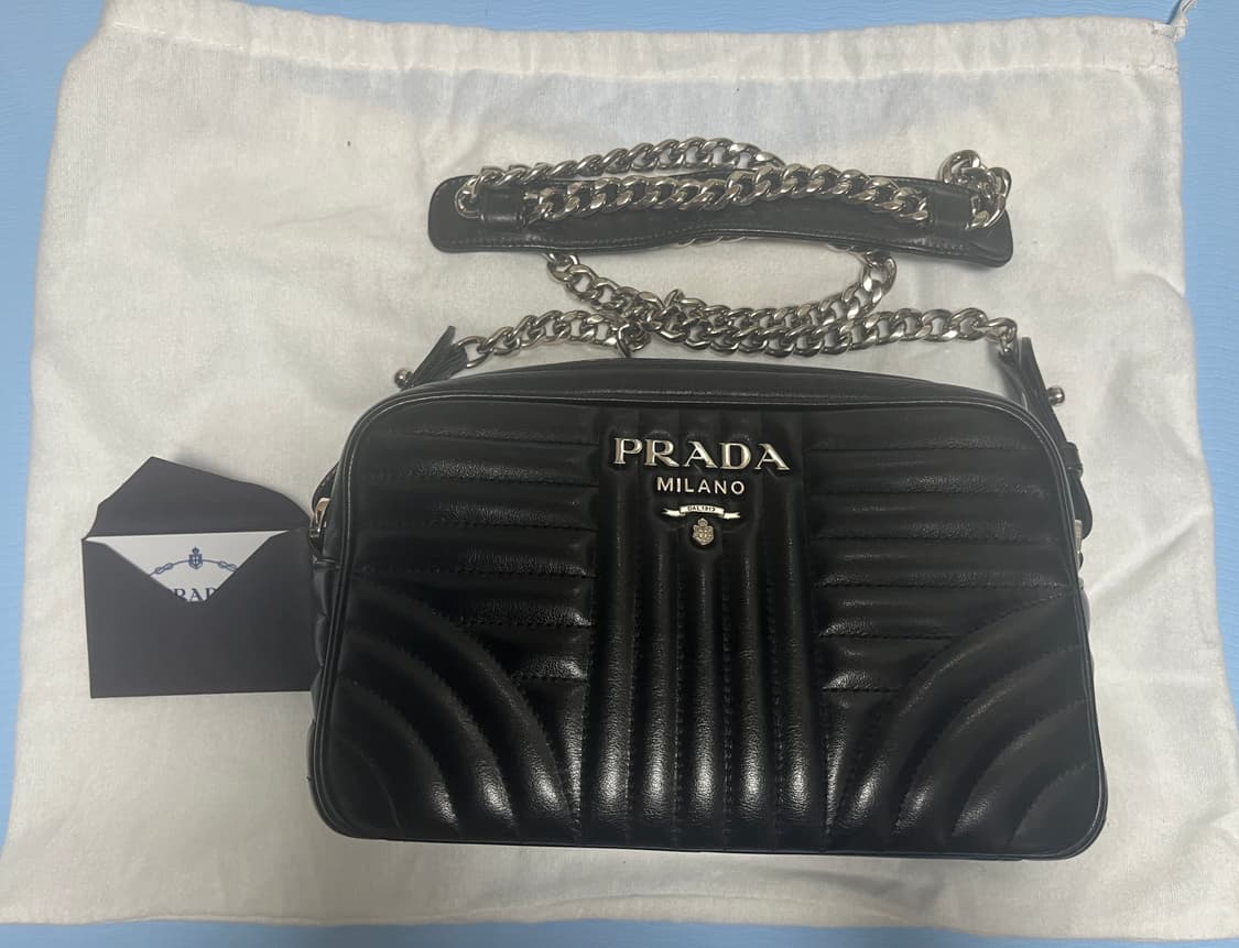 프라다 다이어그램 레더 크로스백 1BH083 상품이미지1