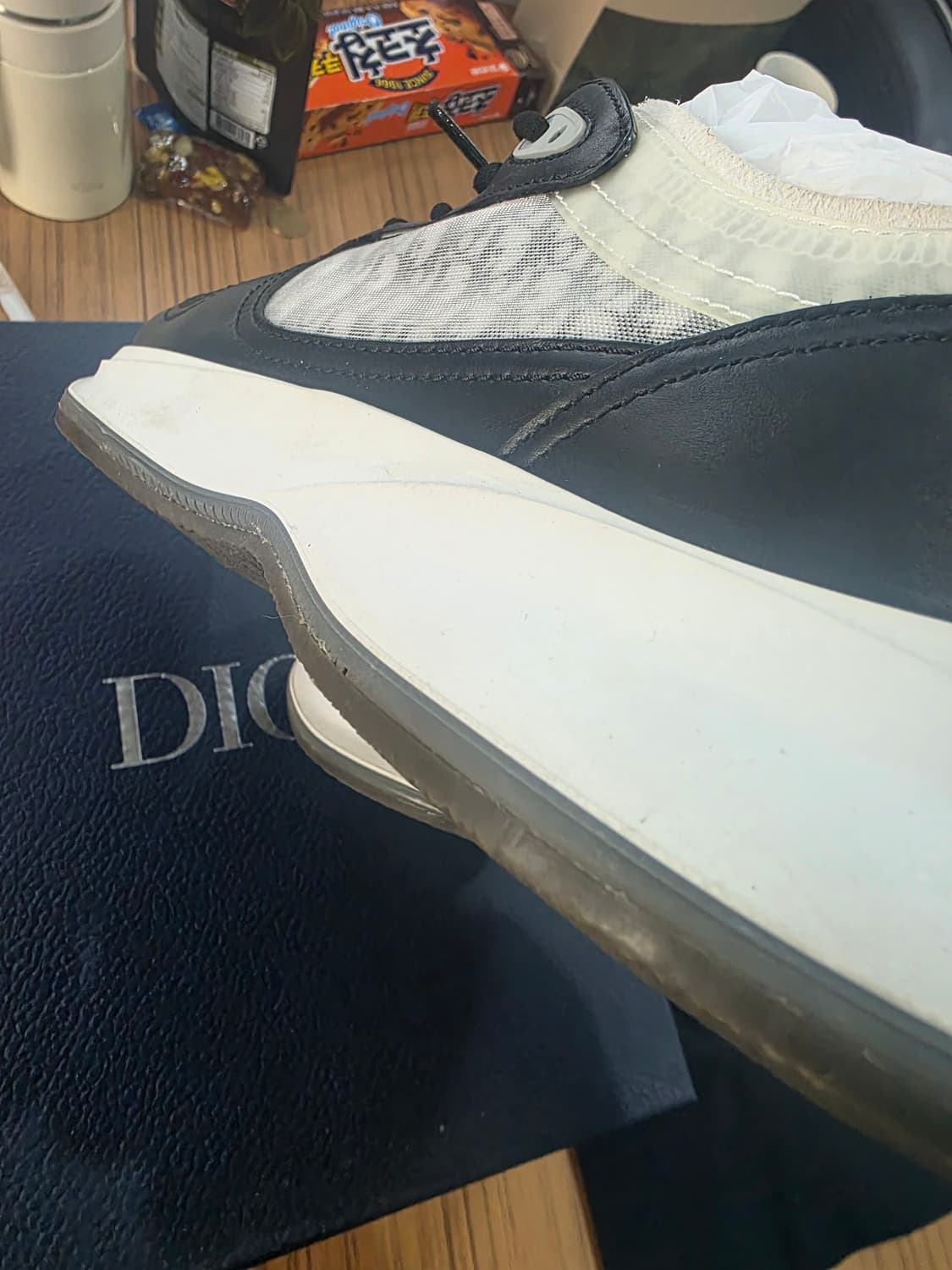 디올 B25 러너 스니커즈 블랙 스웨이드 화이트 41.5사이즈 상품이미지6