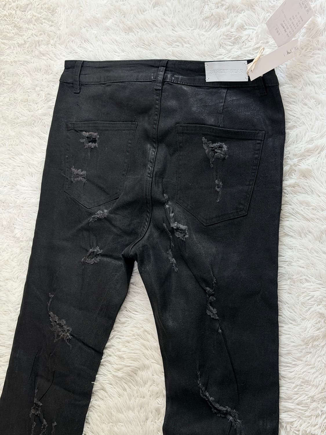 MIJKO 데미지 워싱 블랙 플레어 데님 상품이미지7