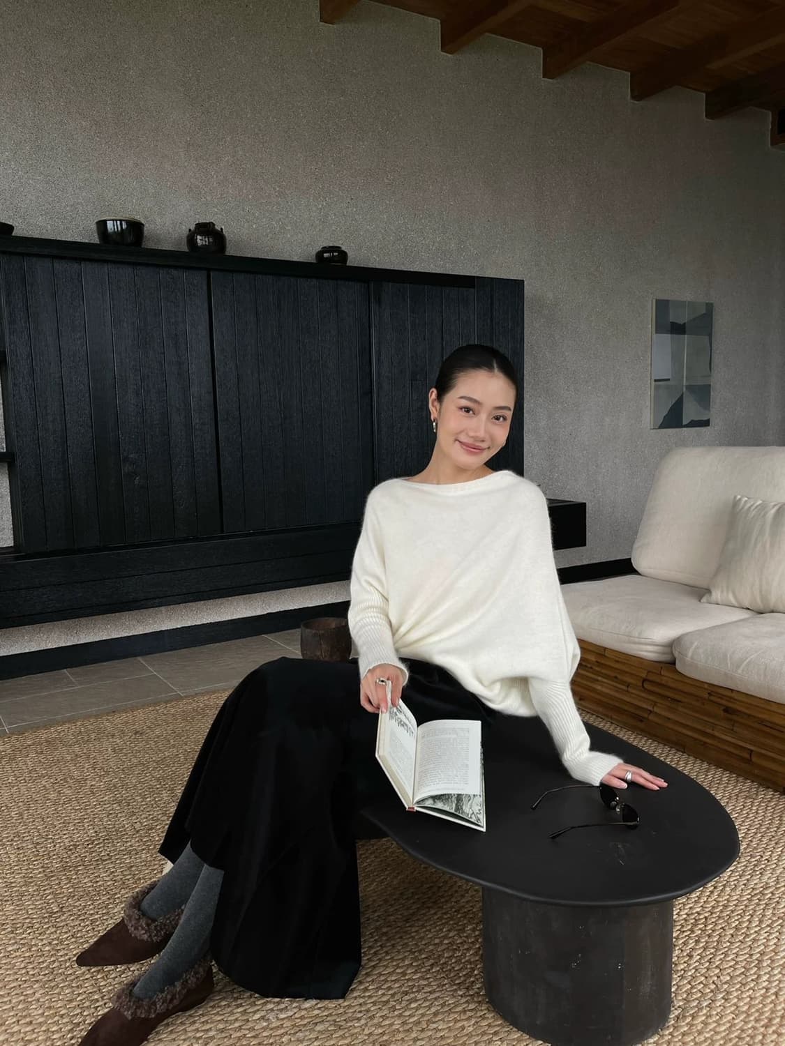 아이보리 오버핏 니트 상품이미지5