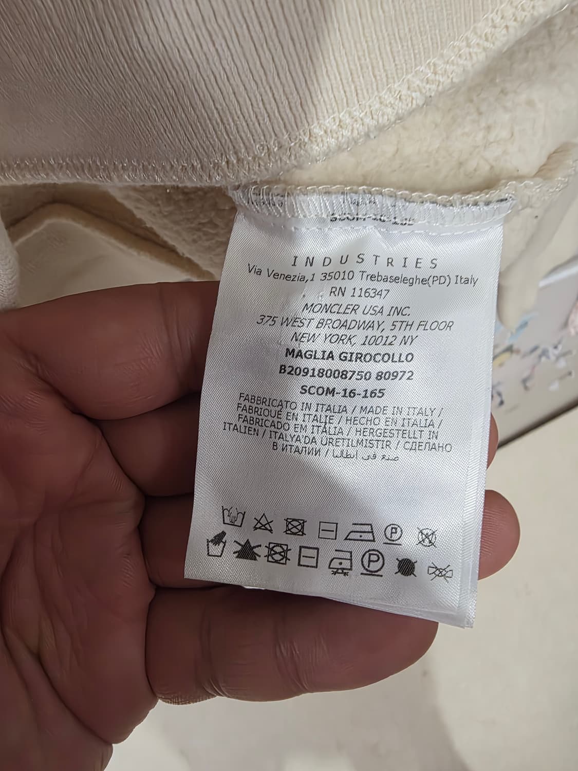 MONCLER 몽클레어 MAGLIA GIROCOLLO 빅로고 맨투맨 상품이미지4