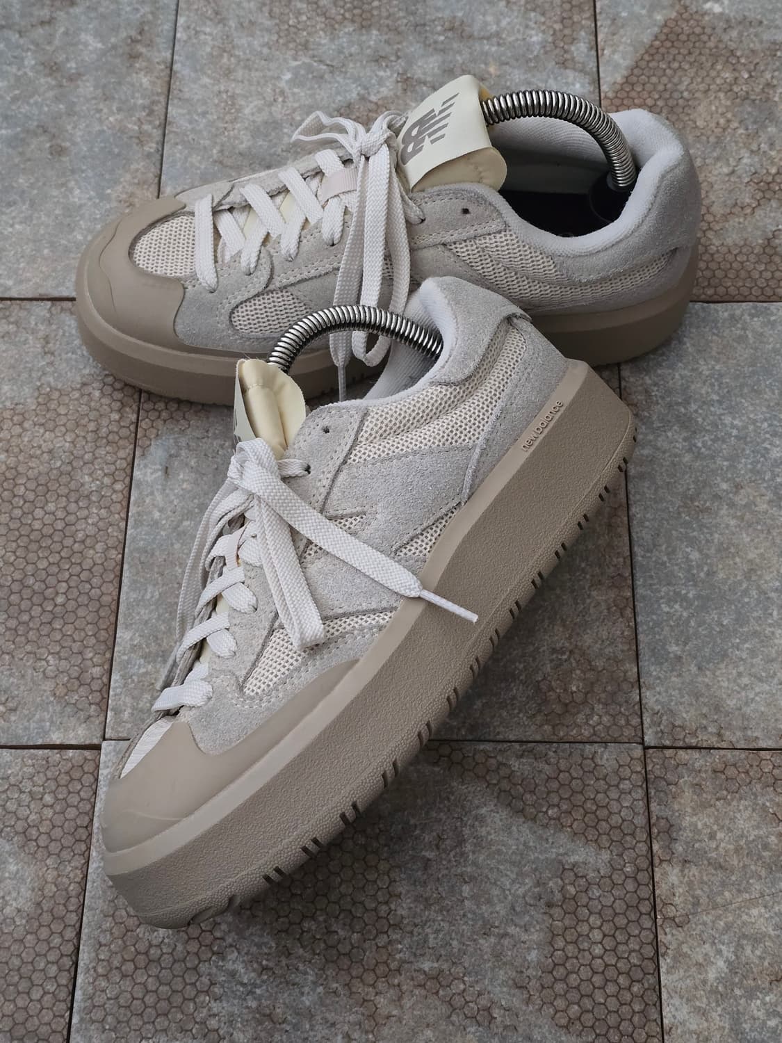 (225)뉴발란스 302 베이지 본  상품이미지3