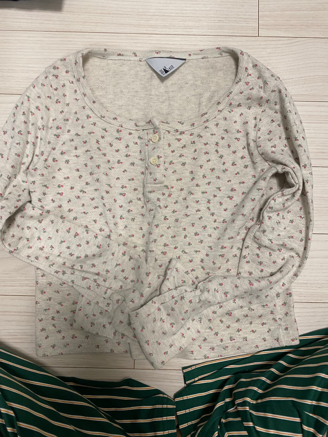 긴팔 티셔츠  상품이미지1