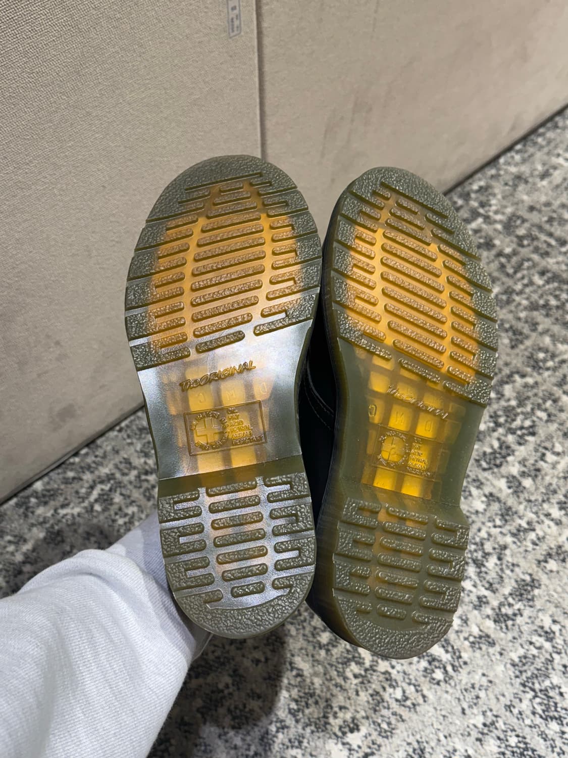 닥터마틴 1461 스무스 한번 신어본 새것 상품이미지2