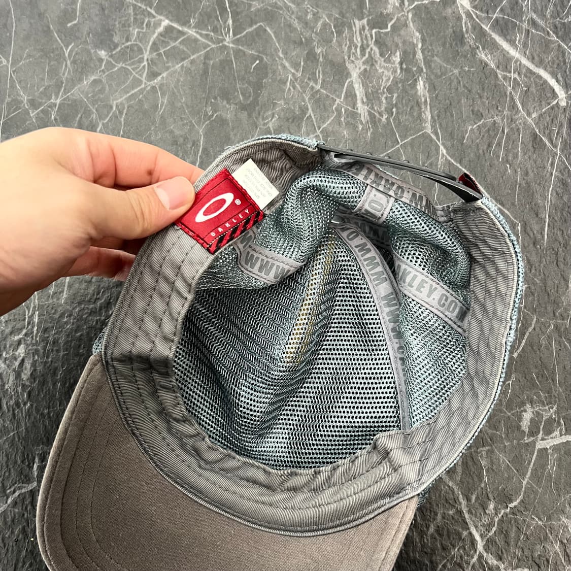 오클리 로고 페인티드 매쉬 볼캡 상품이미지5