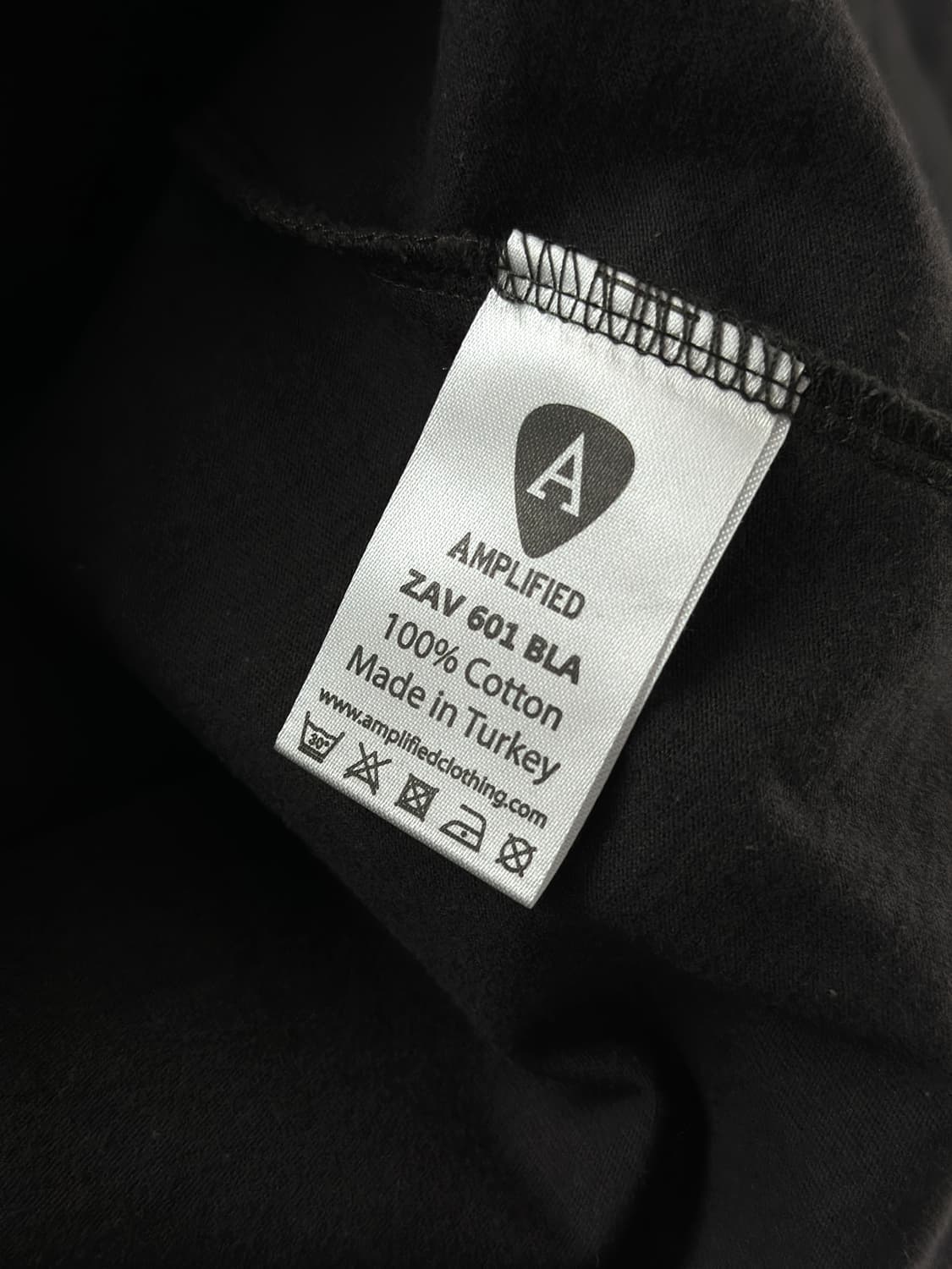 AMPLIFIED 건즈 앤 로지스 티셔츠 상품이미지9