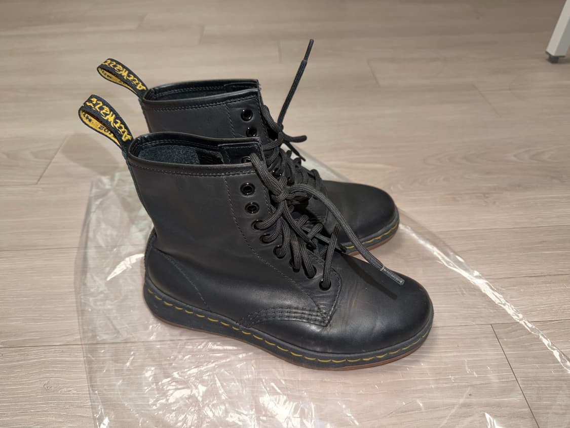 230) 닥터마틴 1460 부츠 뉴턴 경량모델 Dr.Martens 상품이미지3