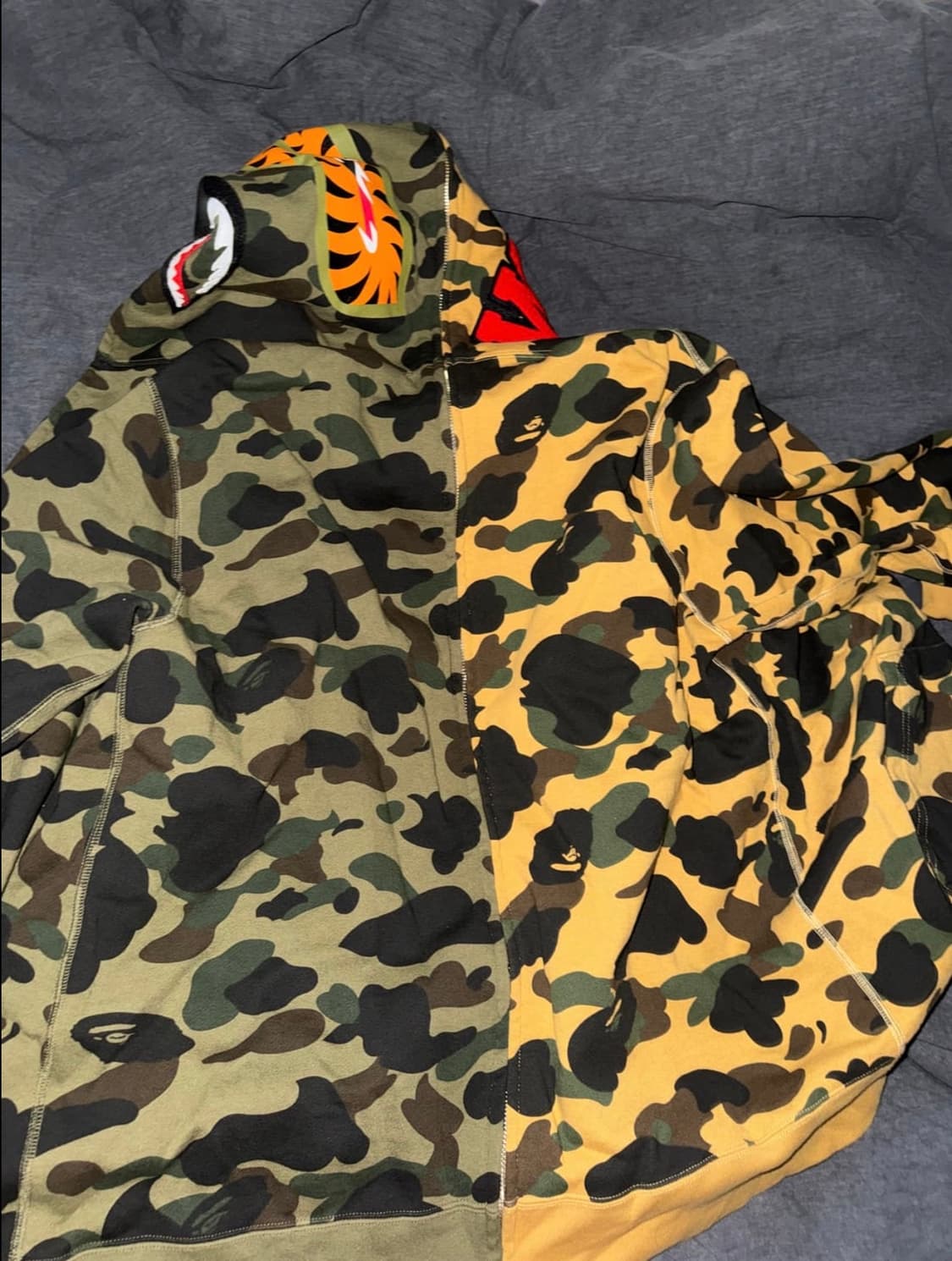 베이프 퍼스트 카모 샤크 후드집업 상품이미지2