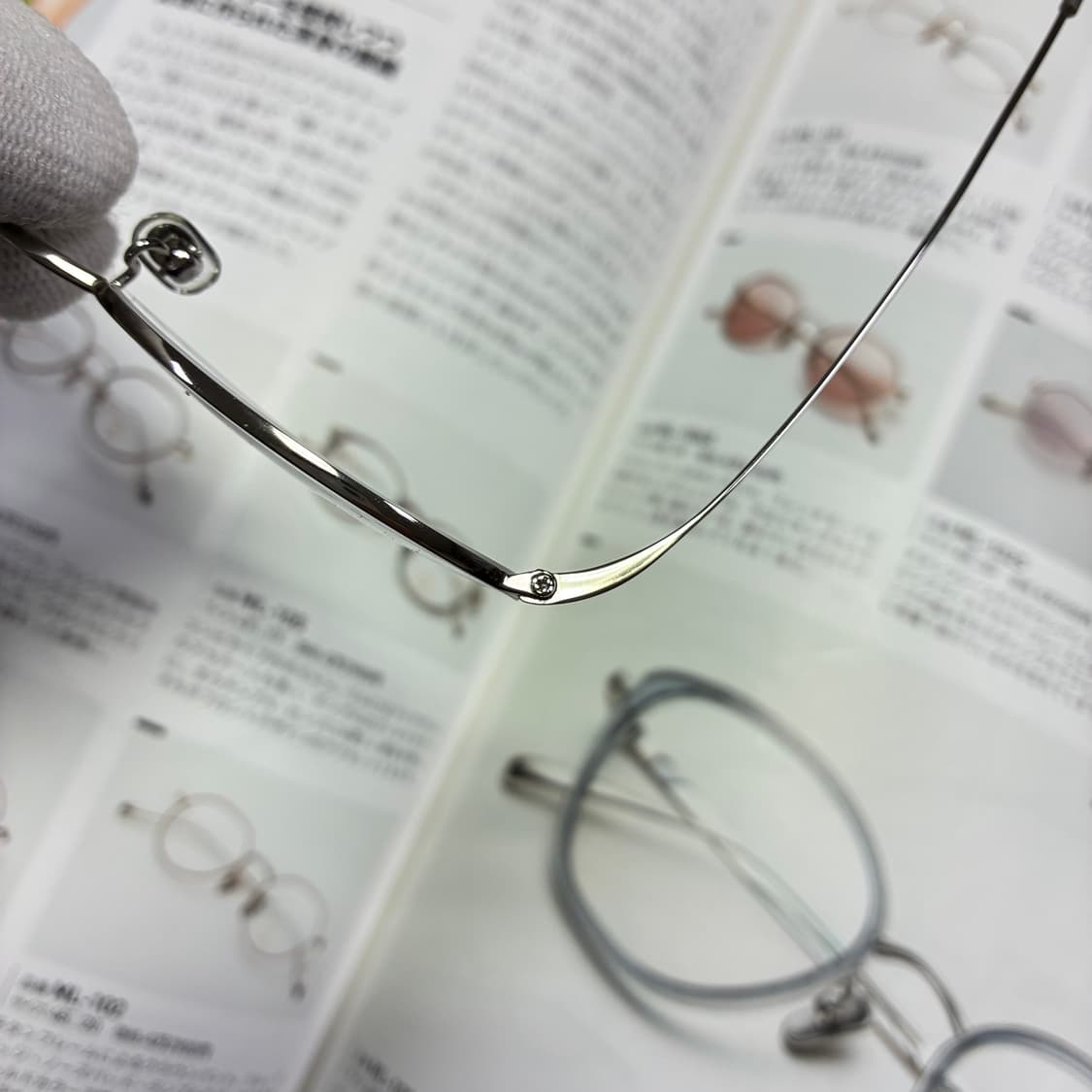 SANTA MONICA 산타모니카 티타늄 실버 반무테 일본 안경 상품이미지4