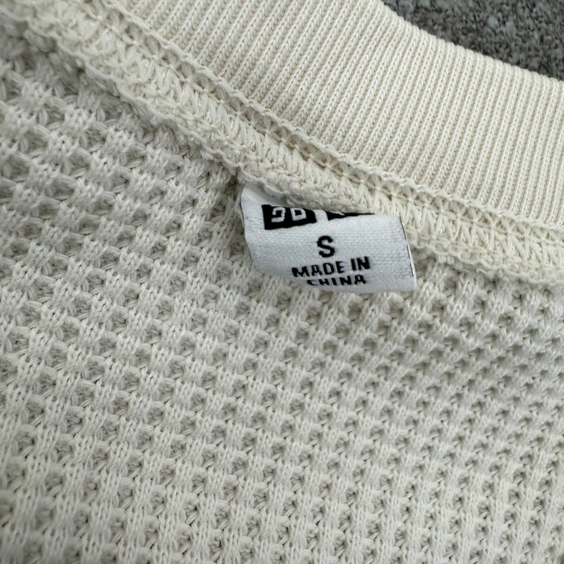 유니클로 아이보리 와플 긴팔티셔츠 상품이미지5