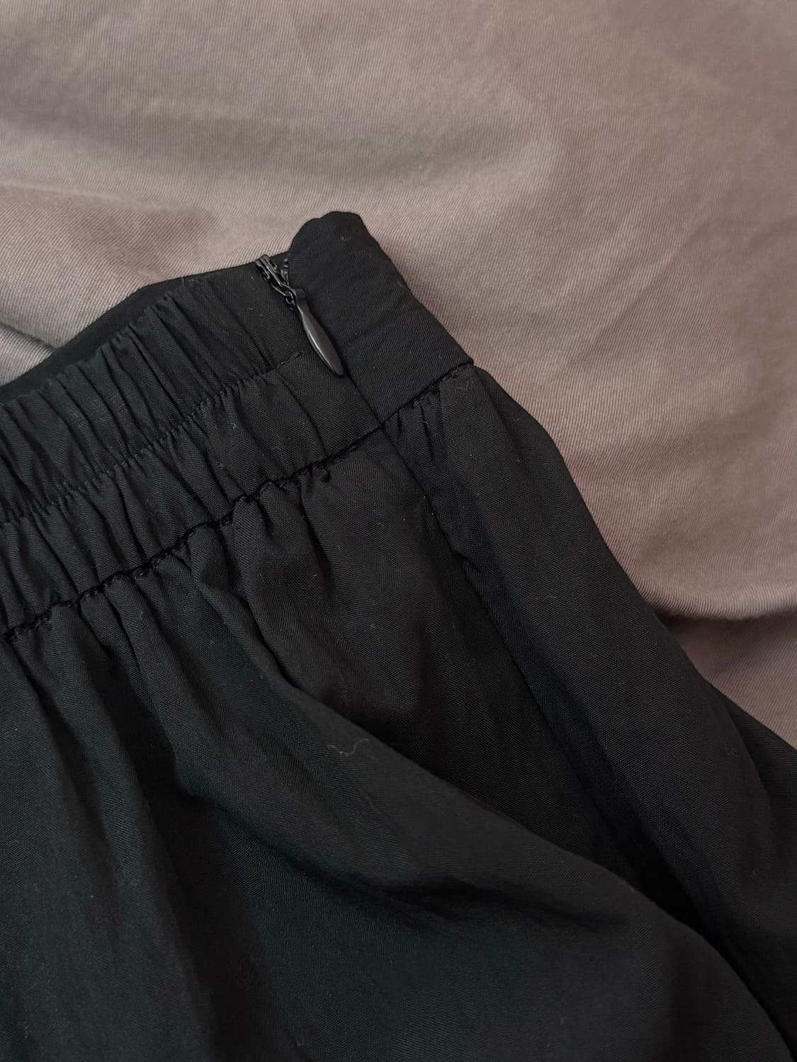 이즈이즈 캉캉 롱스커트 블랙 상품이미지3