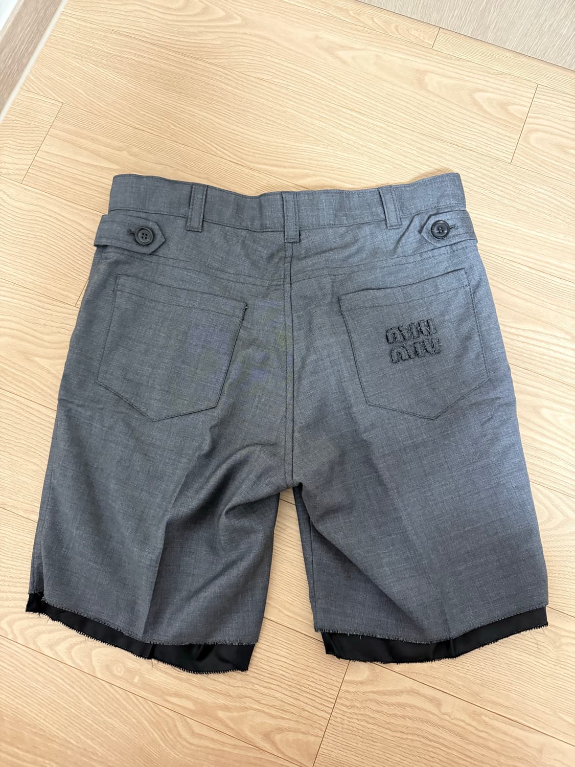 미우미우 반바지 상품이미지7