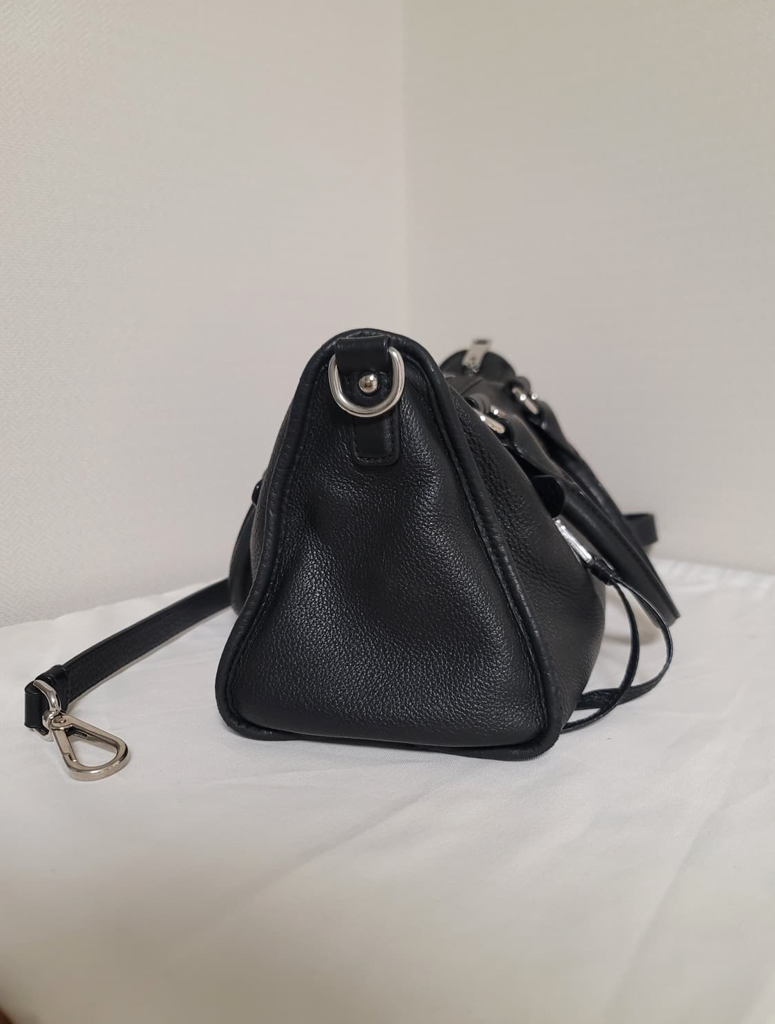 프라다 가방,토트백,숄더백(디올샤넬보테가루이비통구찌셀린느생로랑발렌시아가) 상품이미지3