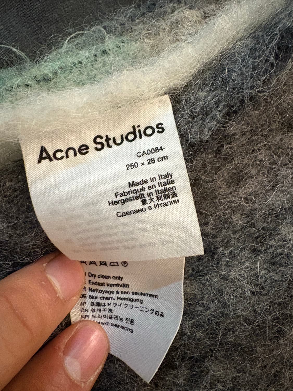 아크네 스튜디오 모헤어 머플러 그린 상품이미지3