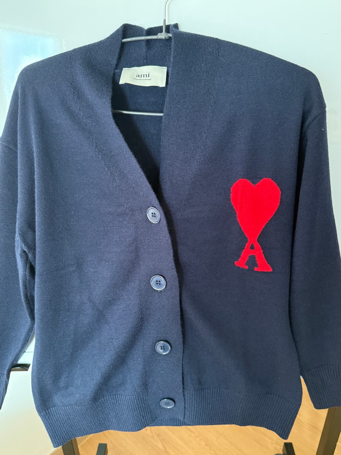(⚠️설명 필독⚠️) 아미 빅 하트 가디건 네이비 여성용 상품이미지1