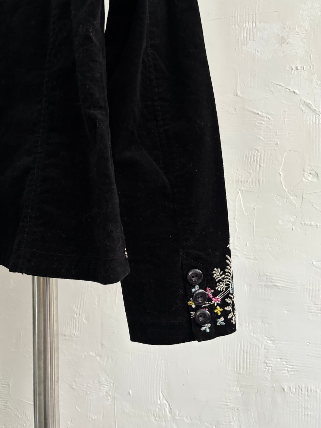 Moschino 모스키노 벨벳 자수 디테일 자켓 상품이미지8