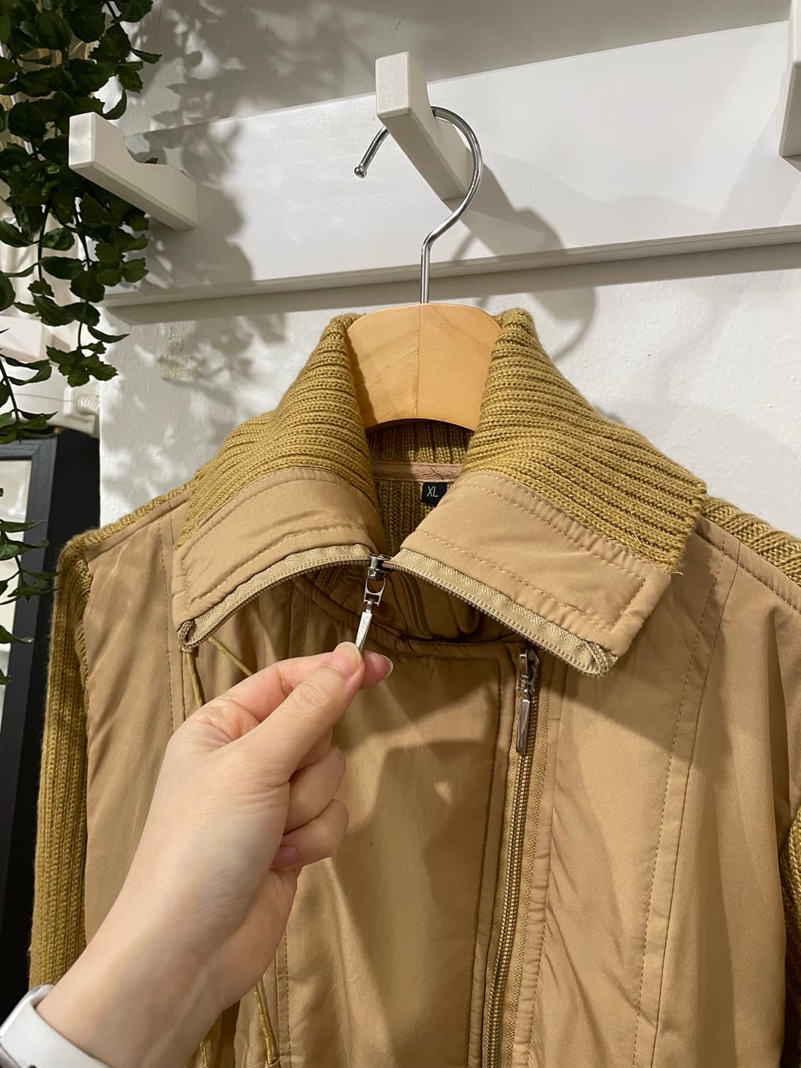 Knit-Sleeve Highneck Puffer 상품이미지9