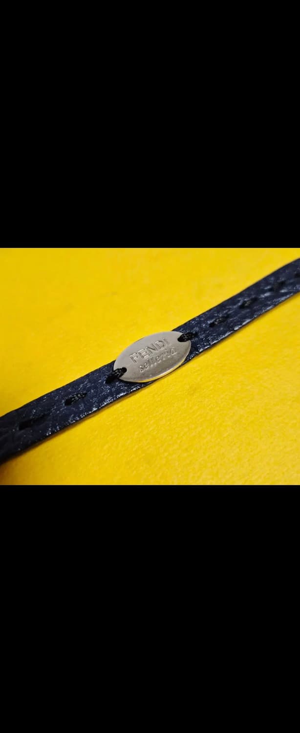 (정품)팬디(정품)펜디 셀러리아 2줄 블랙 가죽 팔찌 상품이미지5