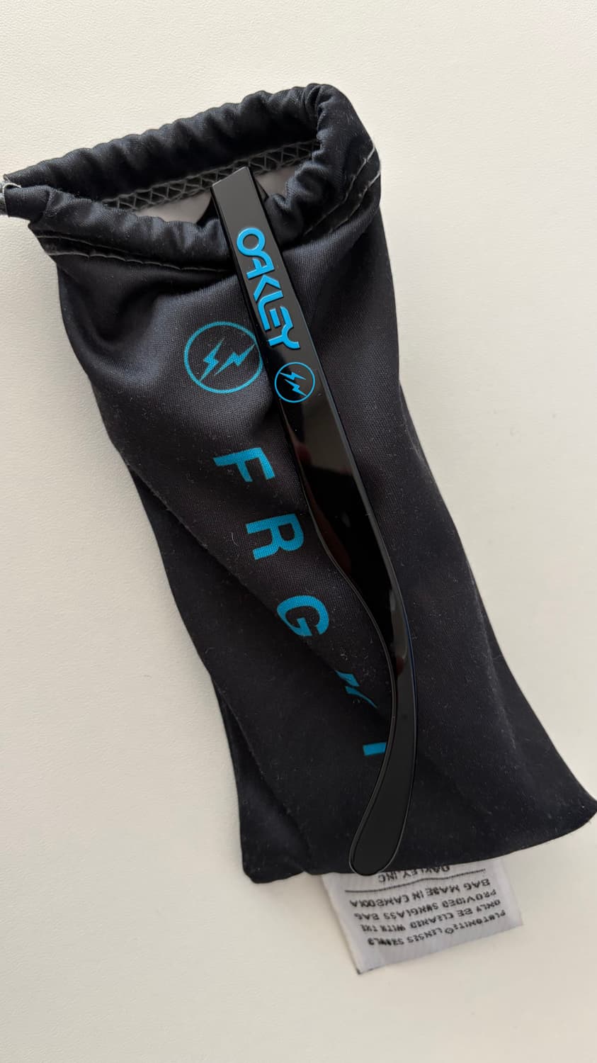 오클리 x 프라그먼트 프로그스킨 (A)  상품이미지2