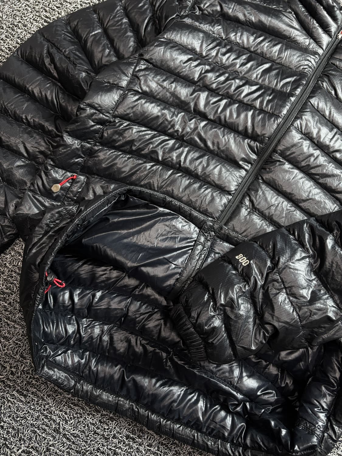 노스페이스 써밋시리즈 블랙 글로시 구스 다운 경량 패딩 2260 상품이미지3