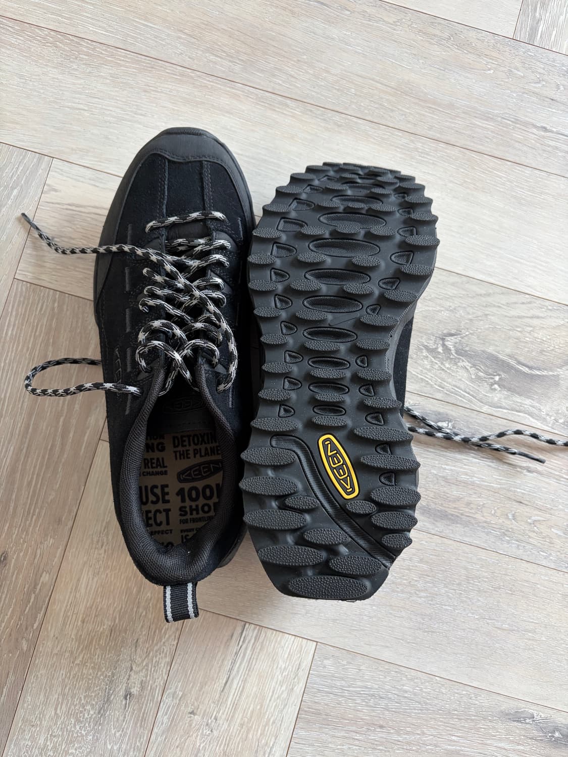 keen 스니커즈 블랙 상품이미지2