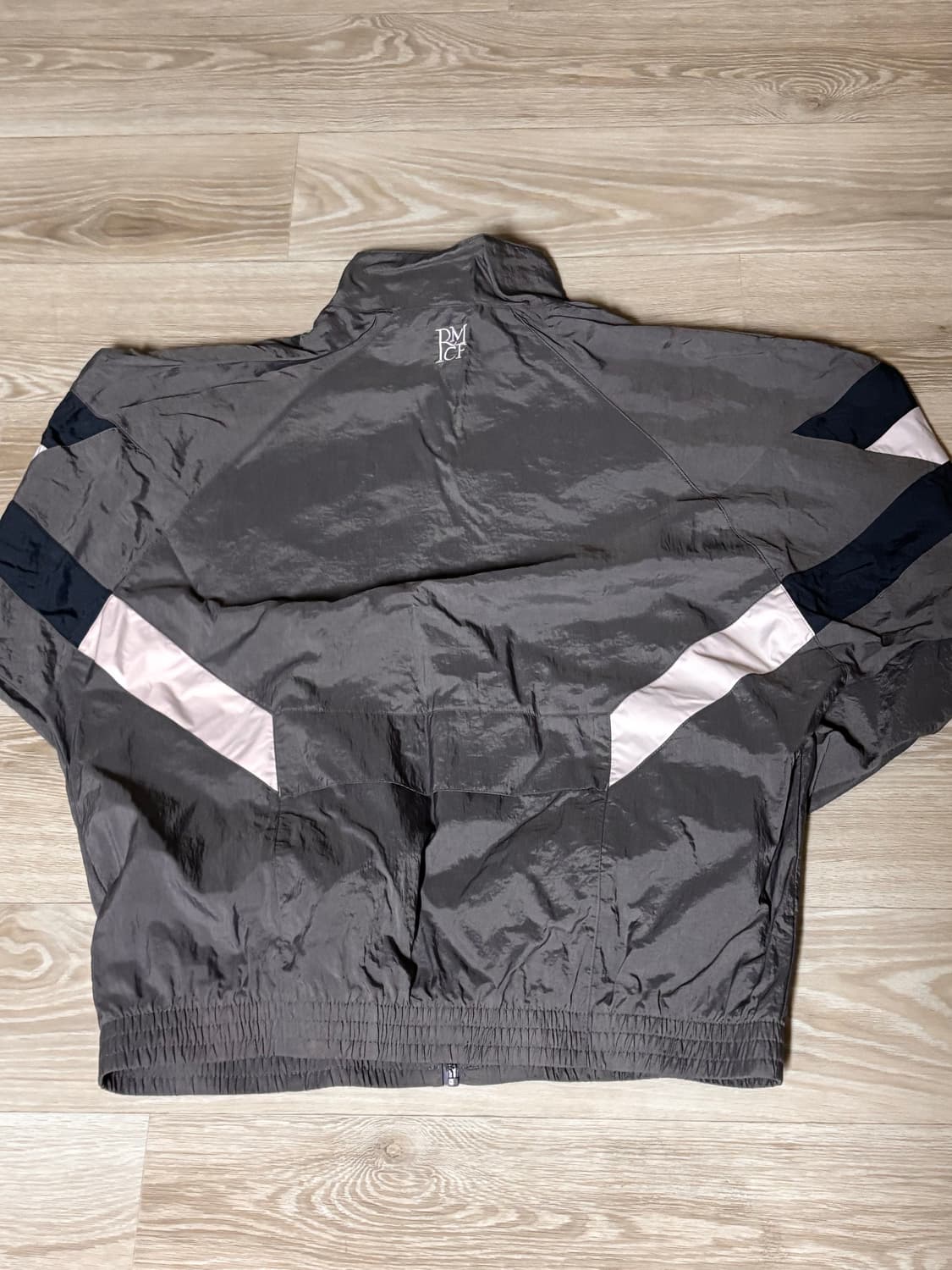 아디다스 레알마드리드 트렉탑 바람막이 L 상품이미지5