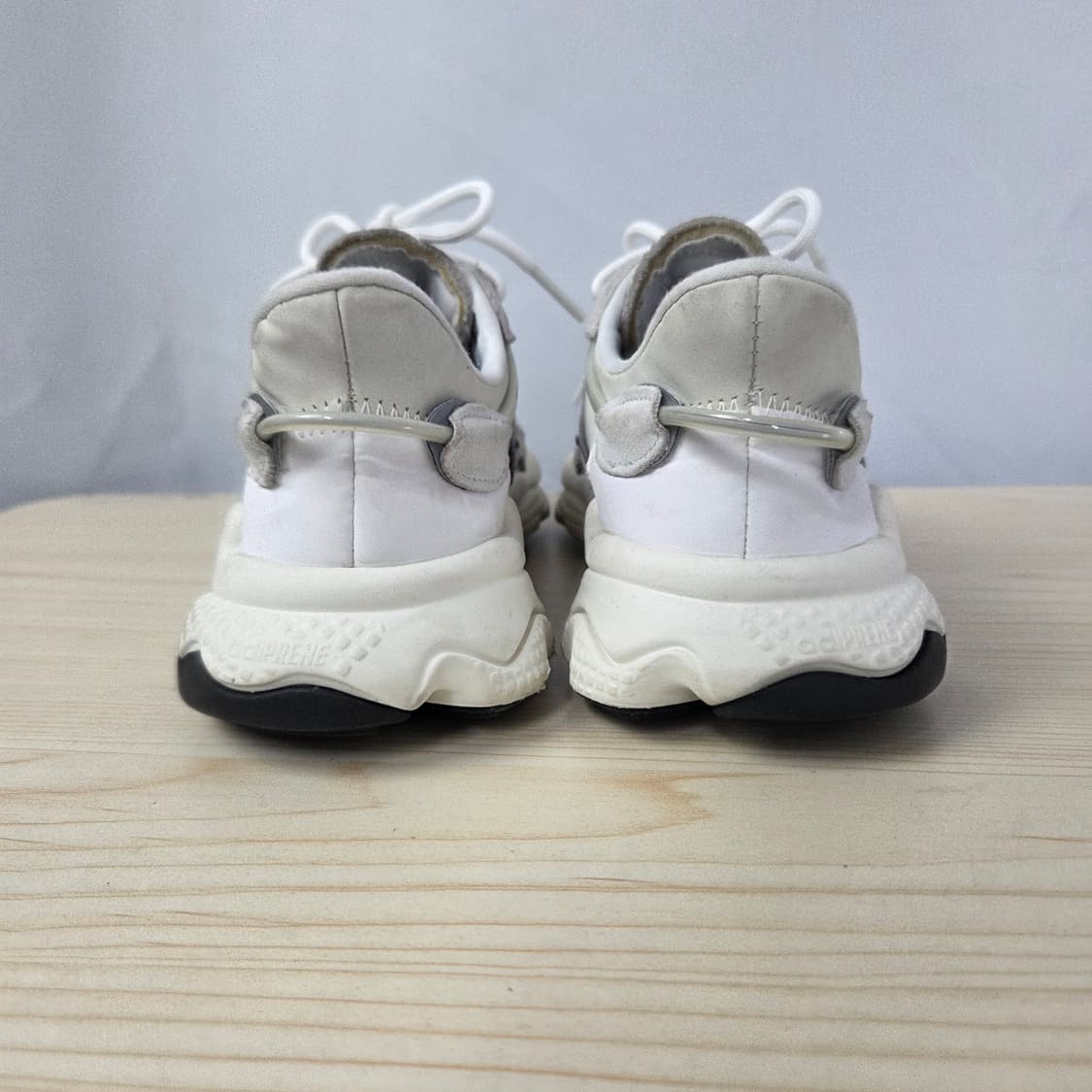 230 아디다스 오즈위고 런닝화 베이지화이트 운동화 상품이미지3