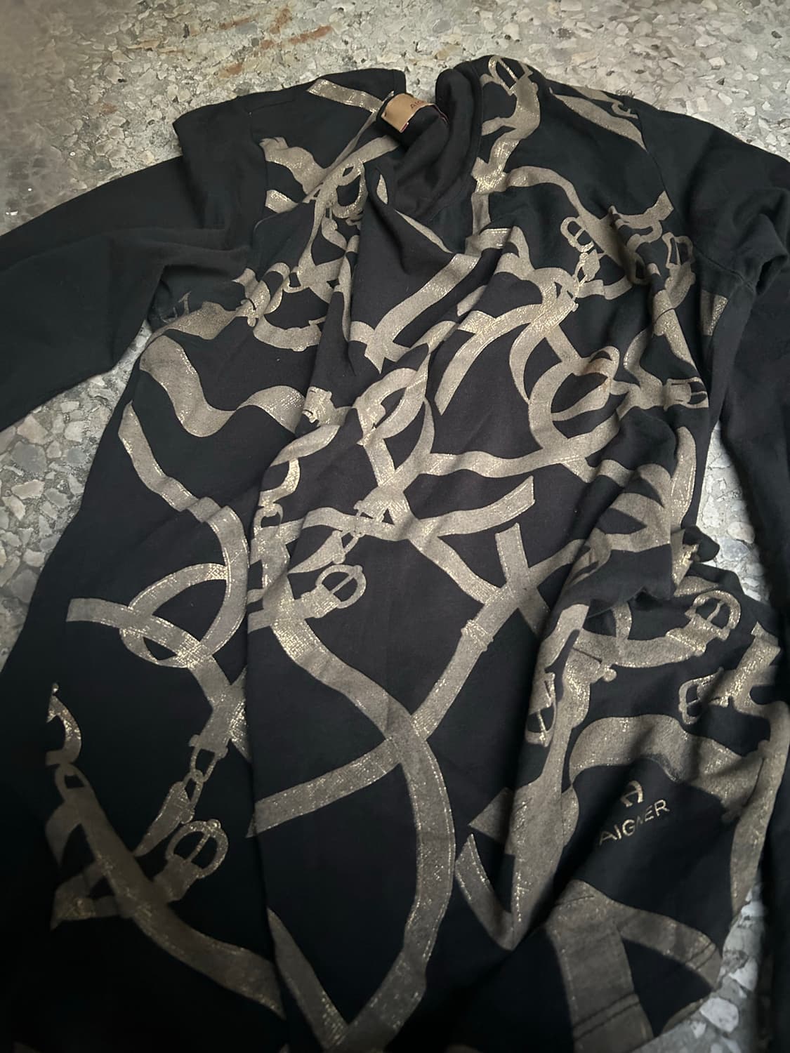 *rare* 2000s 펑크 아이그너 체인 글리터 블랙 롱슬리브 상품이미지2