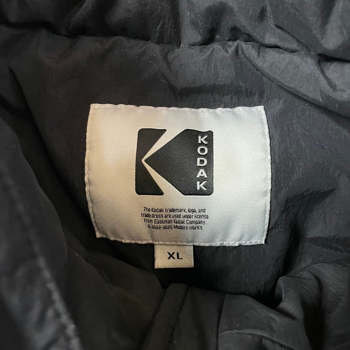 코닥 블랙 플리스 혼합 덕다운 패딩 XL 상품이미지4