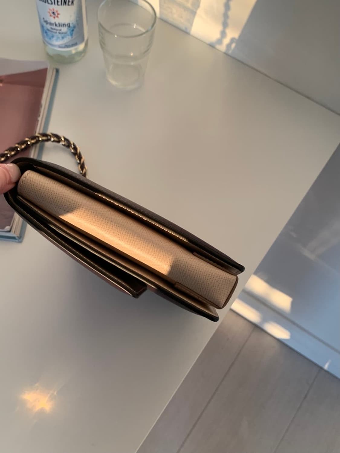 페레가모 바라 체인 숄더백 상품이미지5