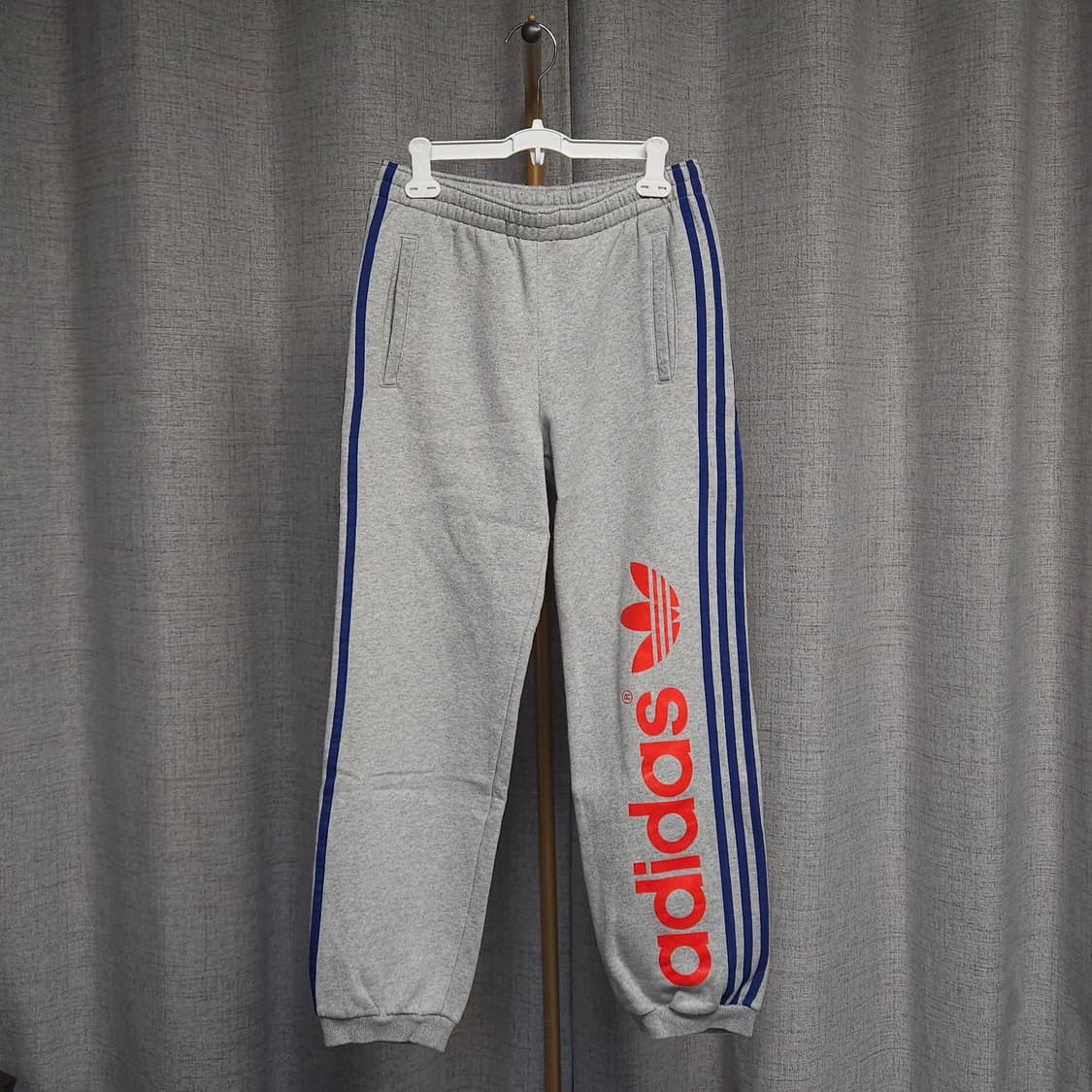13-14 ) 아디다스 오리지날 키즈 여성 기모 조거팬츠 상품이미지1