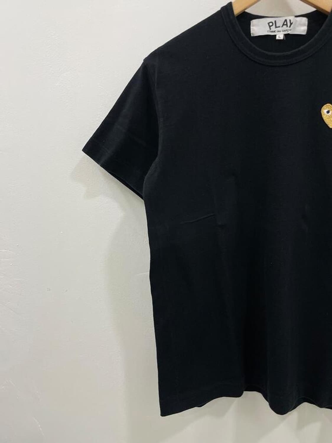 꼼데 하트 로고 반팔티 블랙 상품이미지2