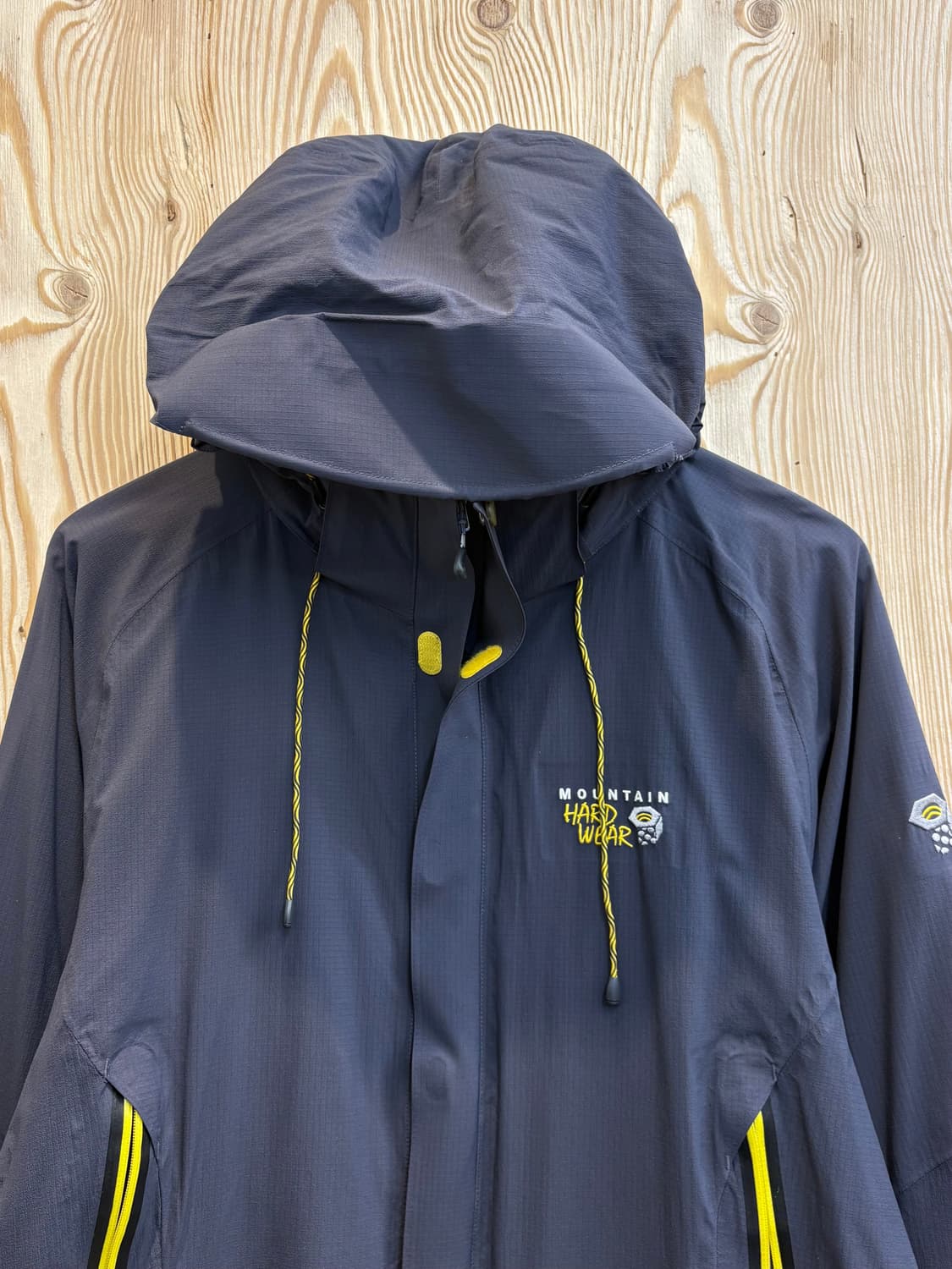 마운틴 하드웨어 바람막이 상품이미지3