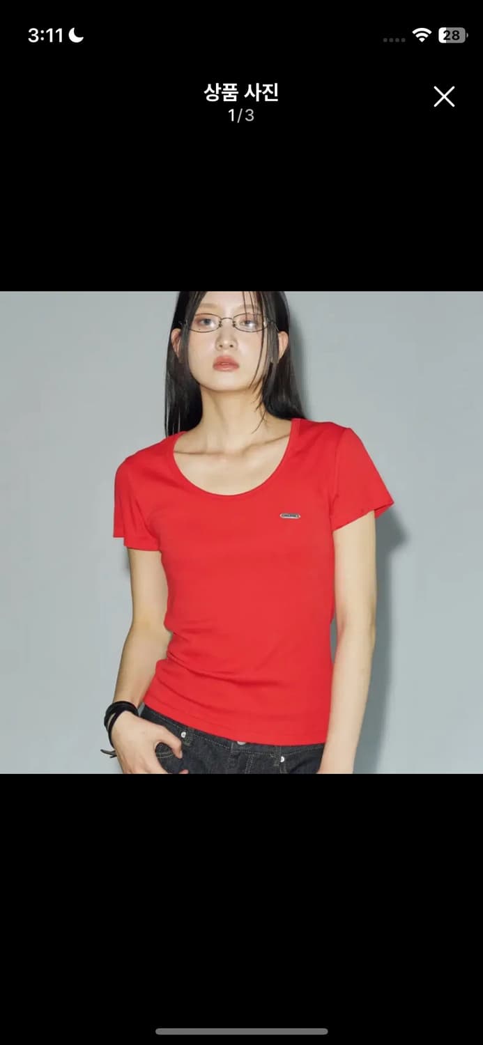 무신사 헬레네파리스 헬레네 그레이버 하프 티셔츠 레드 상품이미지1