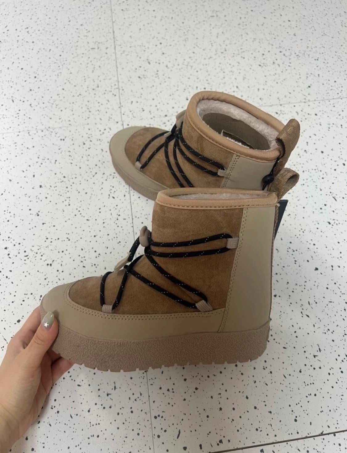 [새상품] 트레통 아스파 하이브리드 샌드 어그 부츠 상품이미지2