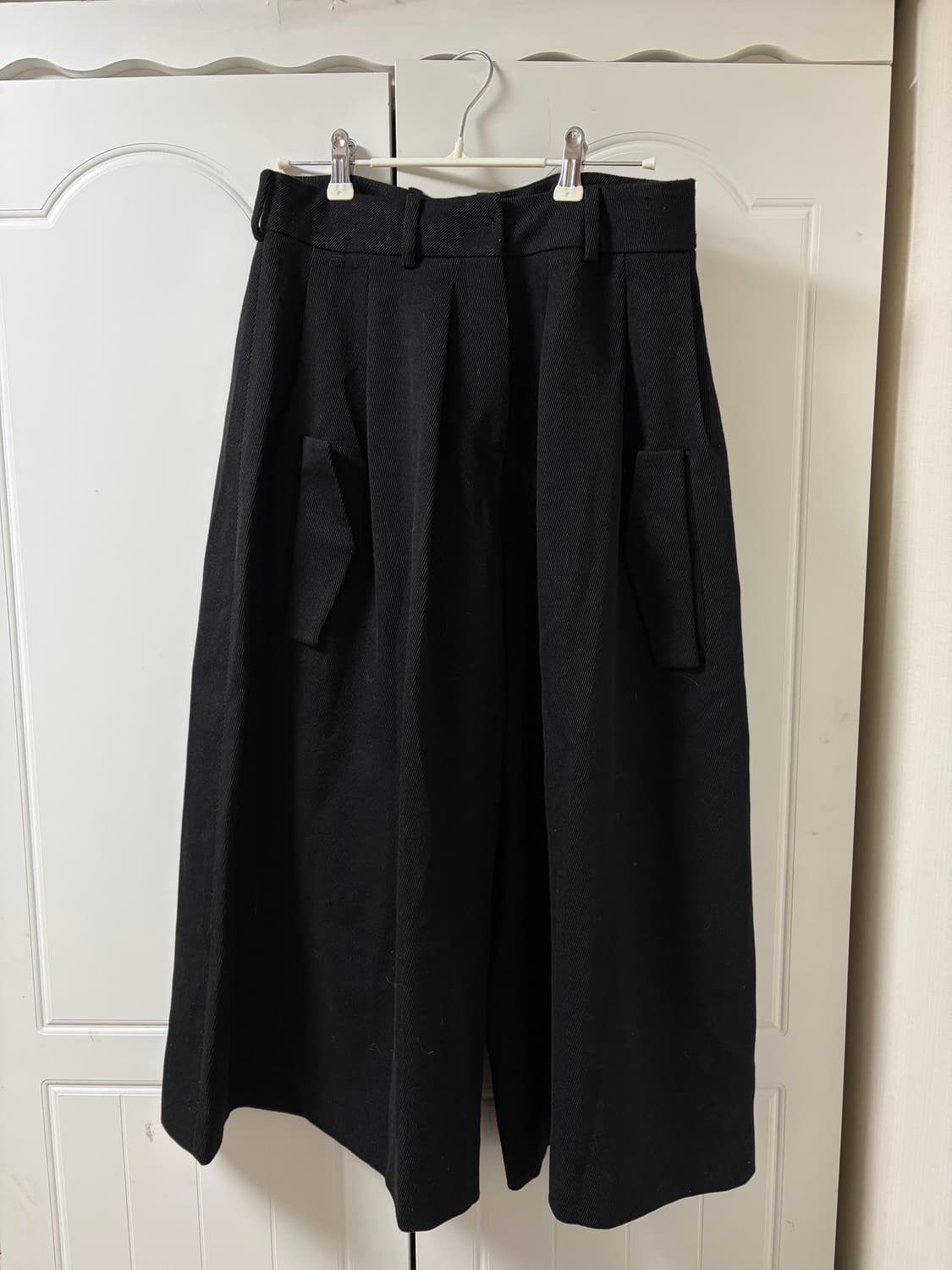 톰보이 블랙 와이드 팬츠 상품이미지1