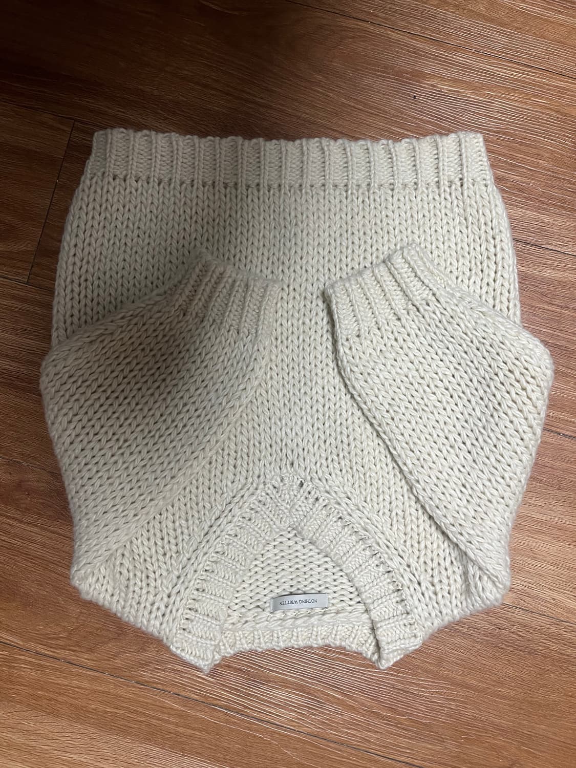 낫띵리튼 니트 상품이미지3